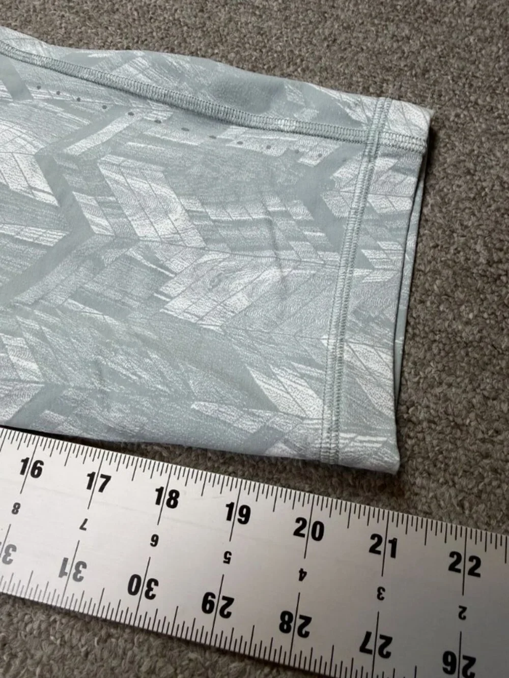 Lululemon Swift Speed High-Rise Crop 21" Leggings Size 18 Silver Blue White - Picture 4 of 4